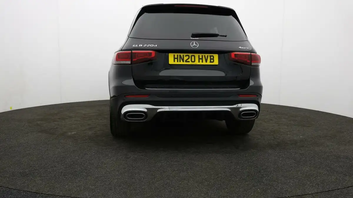 2020-mercedes-benz-glb-class-20d-glb220d-amg-line-premium-7-big-36