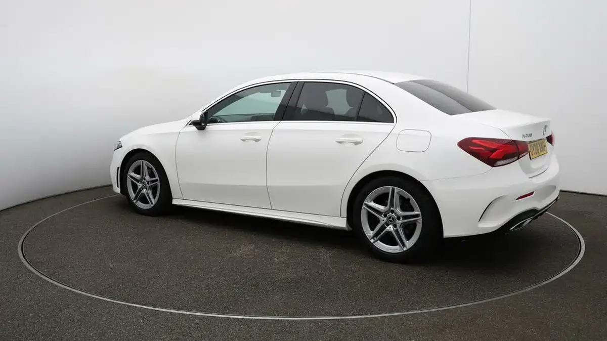 2020-mercedes-benz-a-class-13-a200-amg-line-saloon-4d-big-27