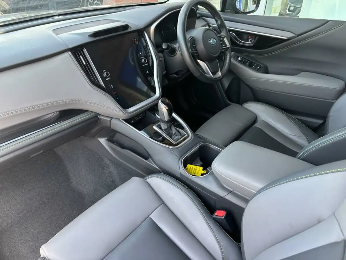 2023-subaru-outback-25i-field-big-14