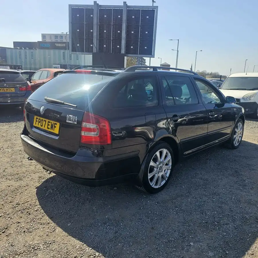 2007-skoda-octavia-20td-laurin-klement-142ps-laurin-klement-estate-dsg-big-6