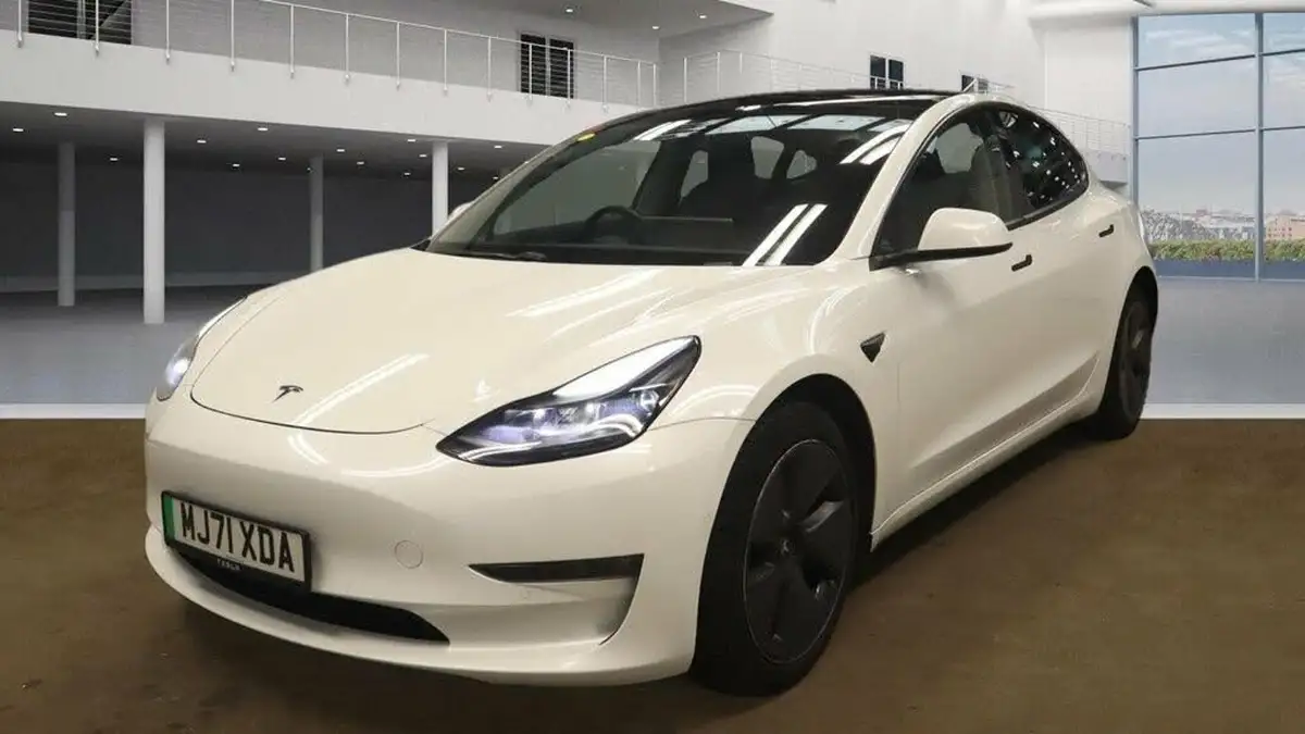 2021-tesla-model-3-e-long-range-awd-big-1