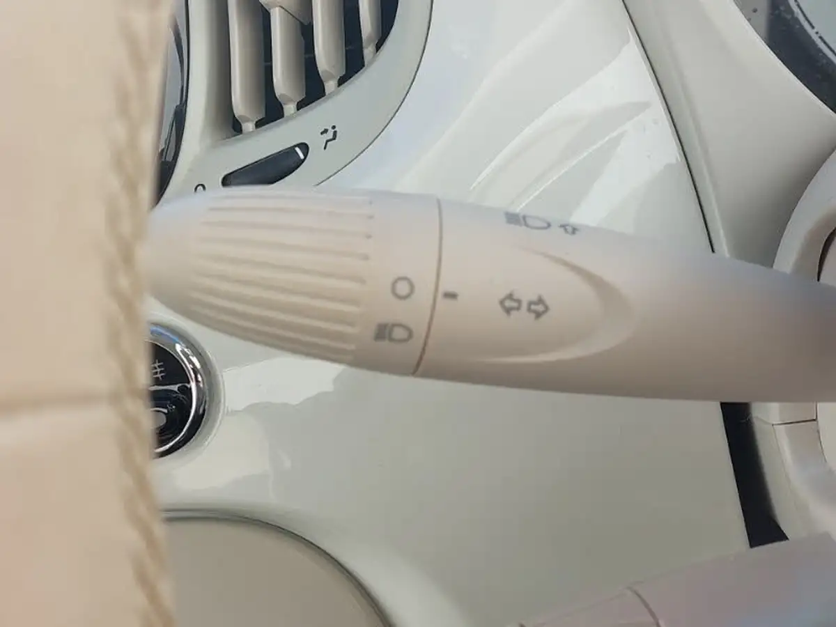 2019-fiat-500-12-lounge-big-15