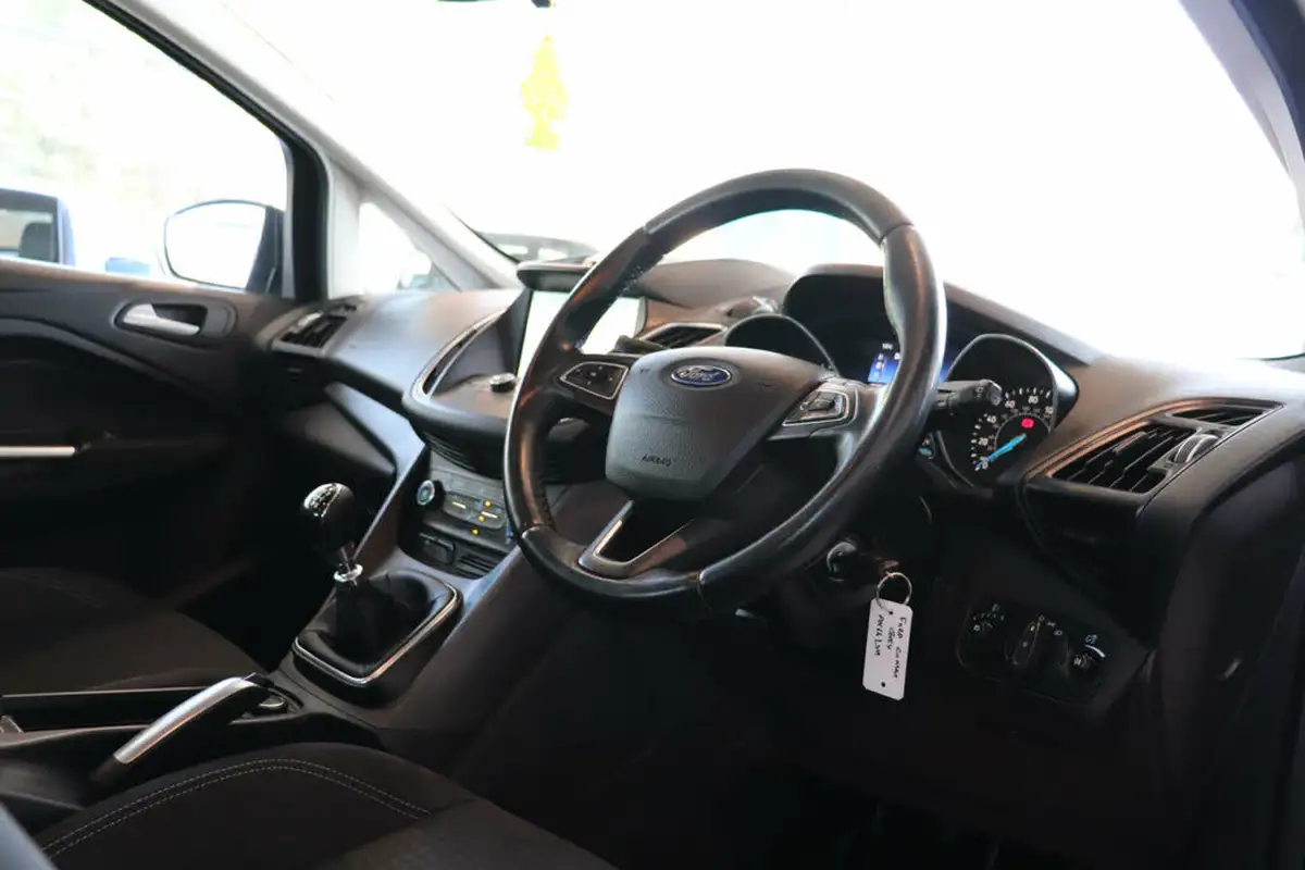2017-ford-grand-c-max-15tdci-zetec-1498cc-big-17