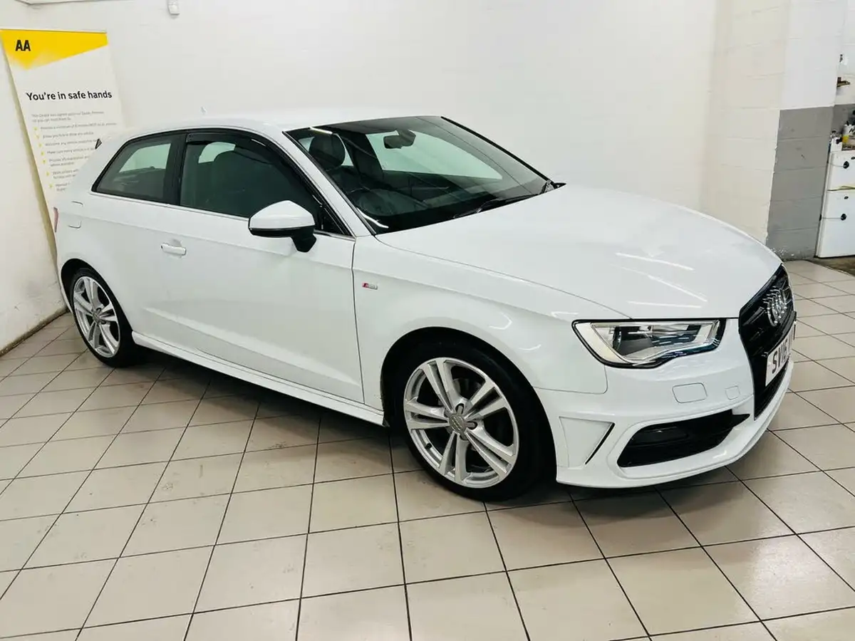 2016-audi-a3-14-tfsi-s-line-150ps-nav-cod-hatchback-3d-1395cc-big-4