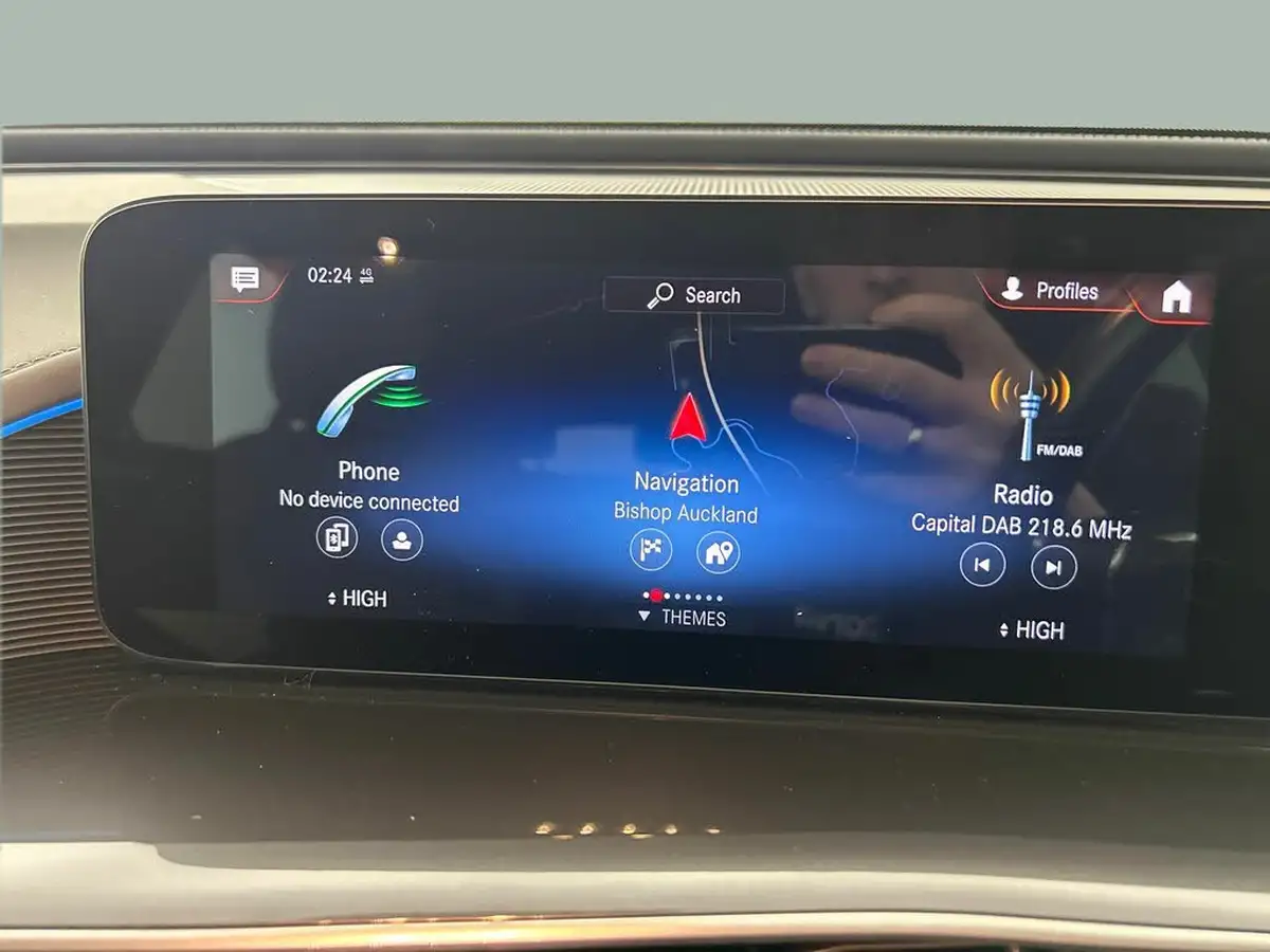2020-mercedes-benz-eqc-e-eqc-400-amg-line-big-19
