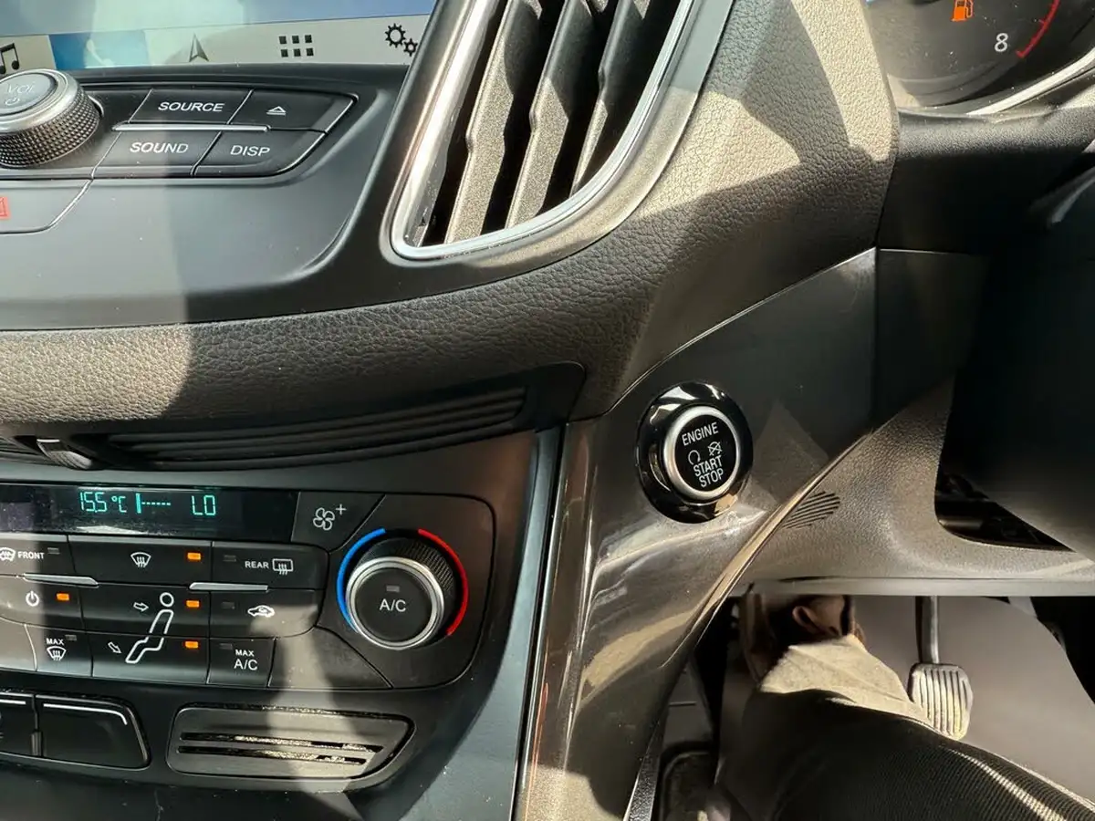 2018-ford-c-max-10t-titanium-125ps-big-42
