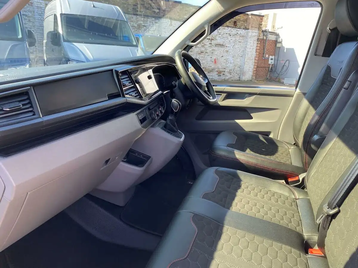 2024-volkswagen-transporter-20bitdi-t32-sportline-bmt-swb-panel-van-big-6