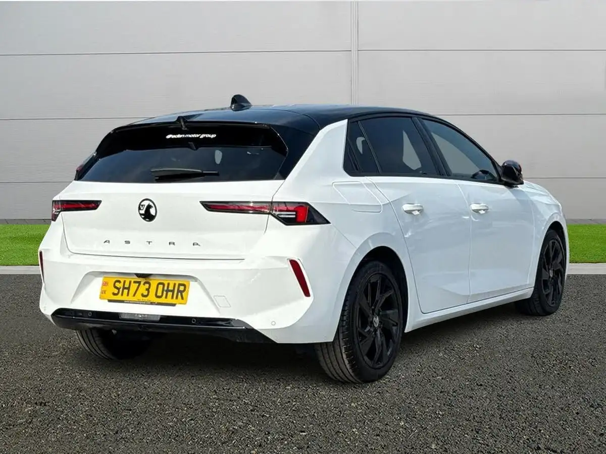 2023-vauxhall-astra-12-turbo-gs-hatchback-auto-big-6