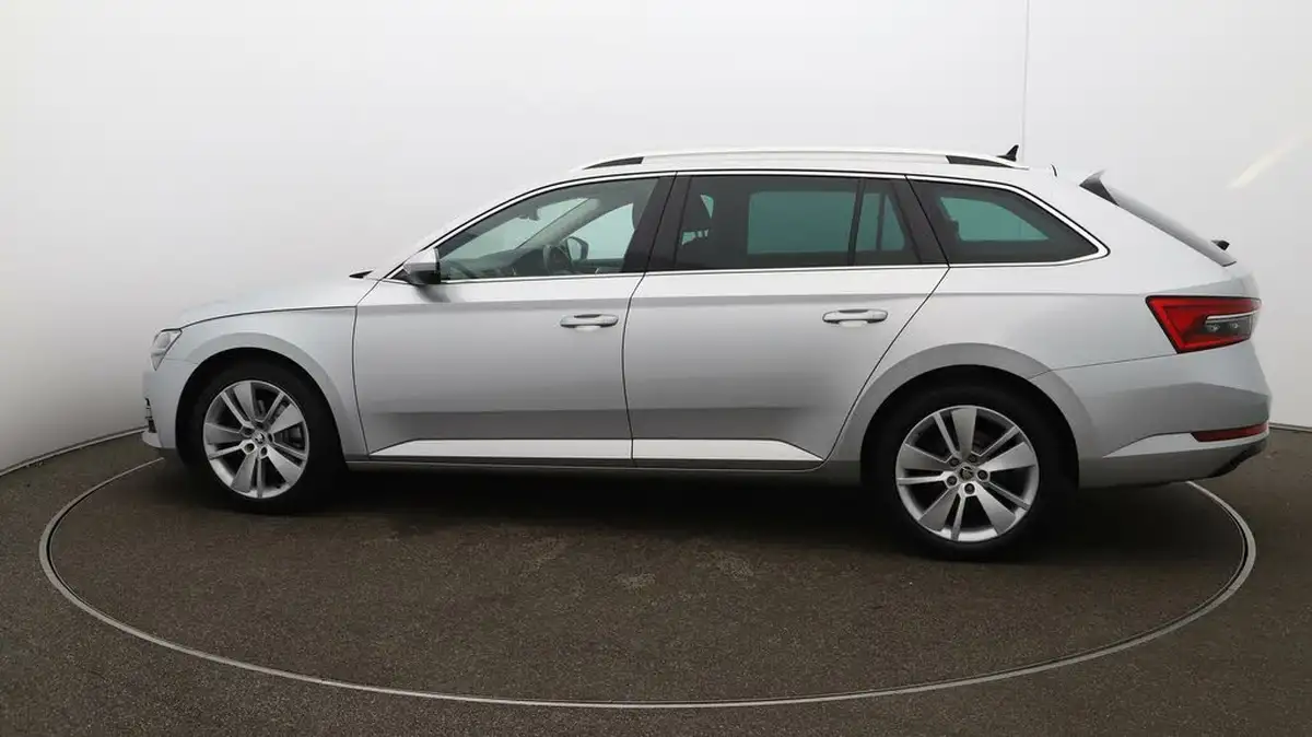2019-skoda-superb-20-tsi-se-l-estate-big-49