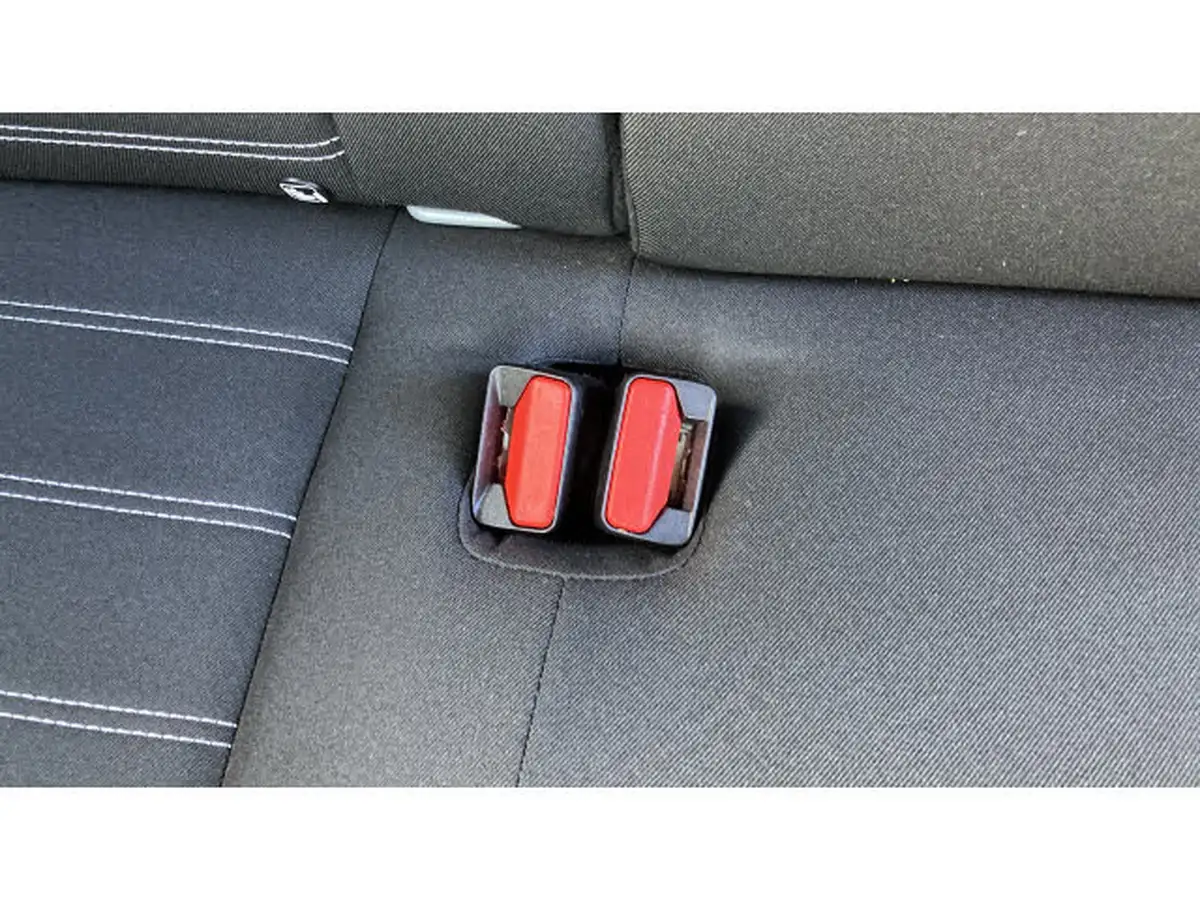 2022-dacia-duster-13-tce-prestige-150bhp-edc-big-16