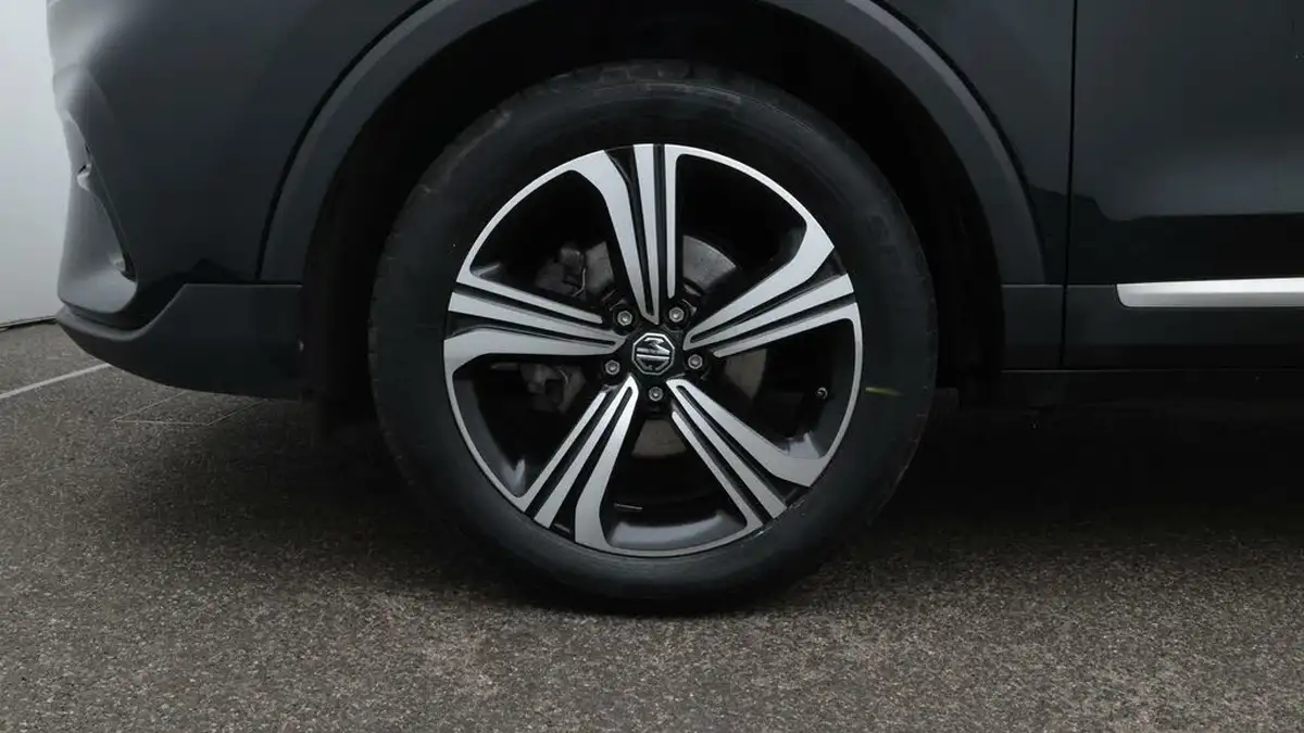2021-mg-zs-suv-10t-gdi-excite-big-18
