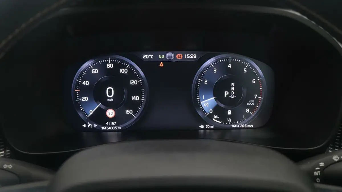 2021-volvo-xc40-20-b4-r-design-194bhp-auto-big-10