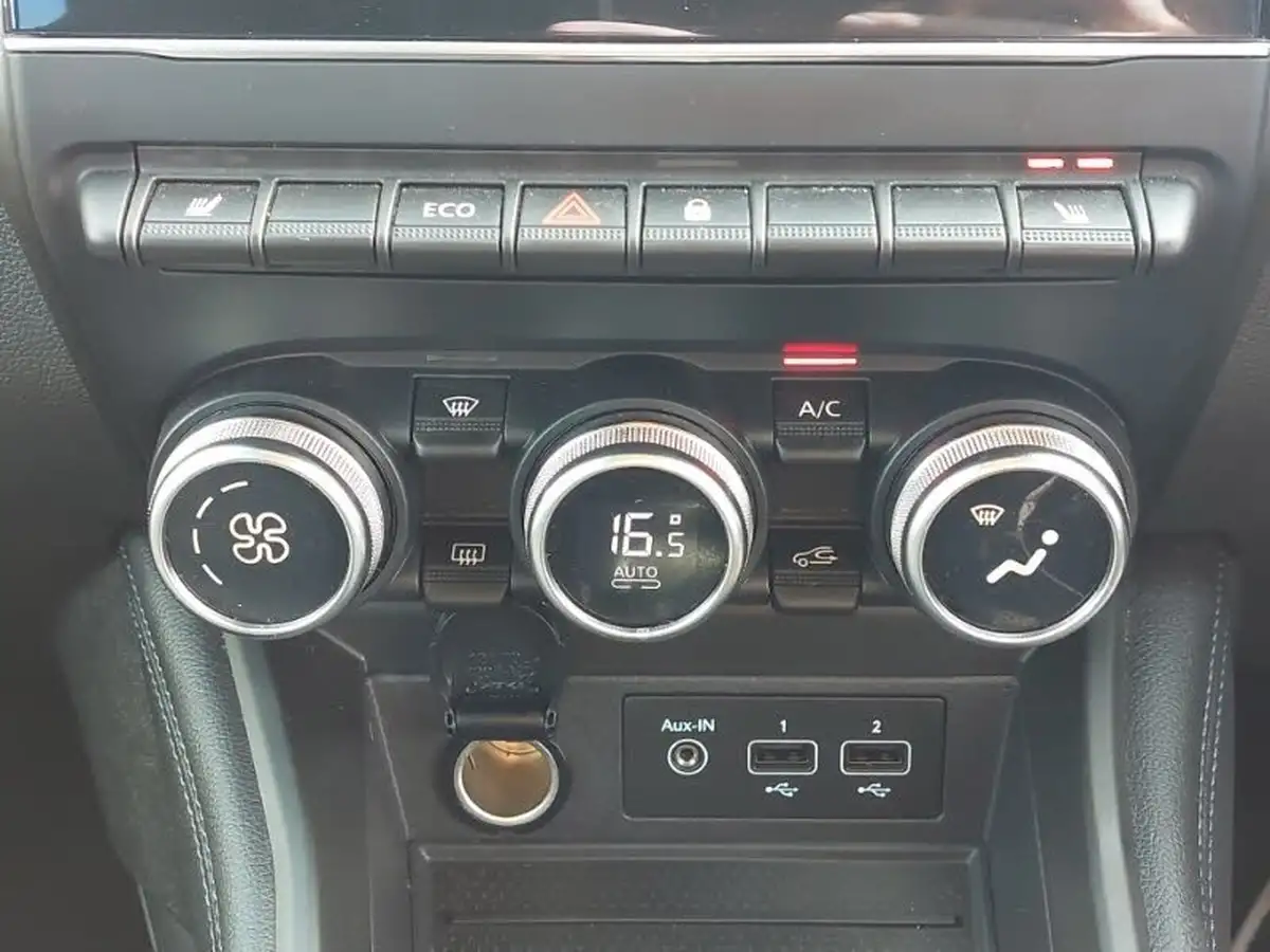 2020-renault-zoe-e-i-gt-line-rapid-charge-big-16