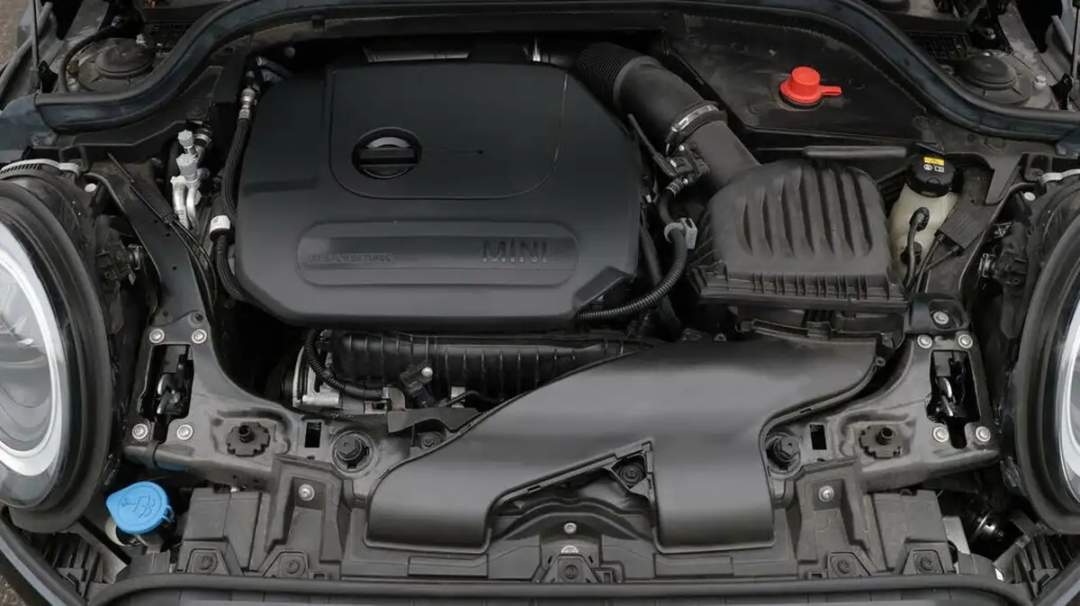 2021-mini-cooper-15-cooper-classic-hatchback-3d-auto-big-19
