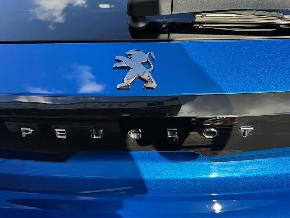 2021-peugeot-208-12-puretech-gt-130bhp-eat8-big-10