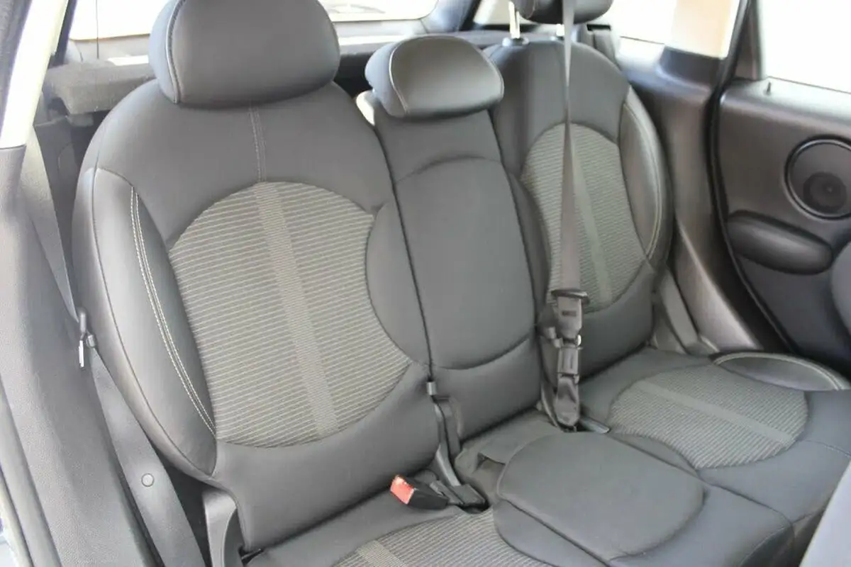 2013-mini-countryman-16-cooper-pepper-big-21
