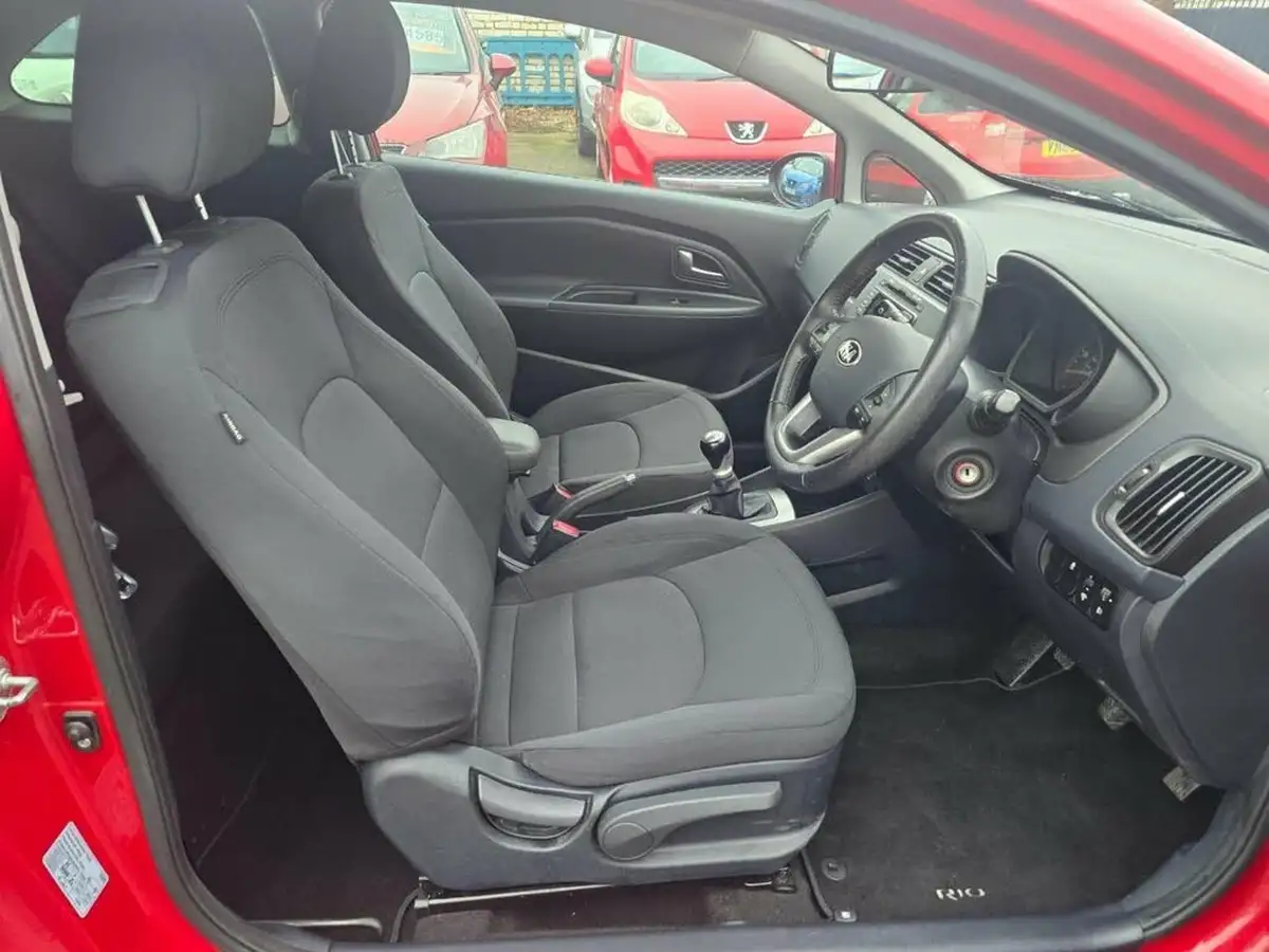 2013-kia-rio-125-2-3d-big-13