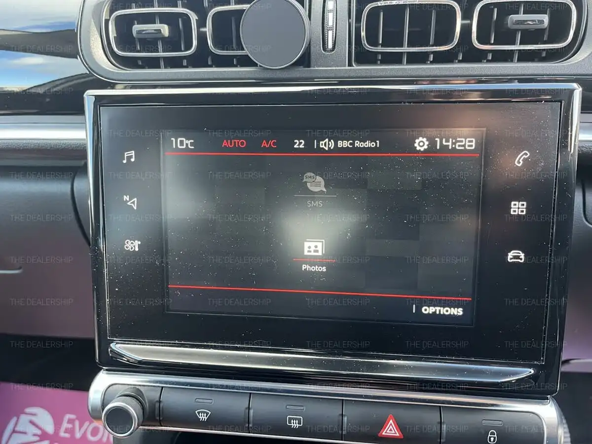 2017-citroen-c3-12-puretech-flair-82ps-big-46