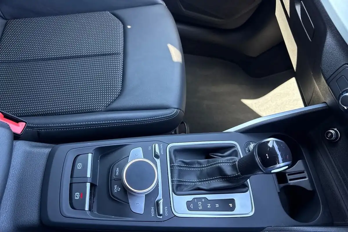 2022-audi-q2-15-35-tfsi-black-edition-s-tronic-big-22