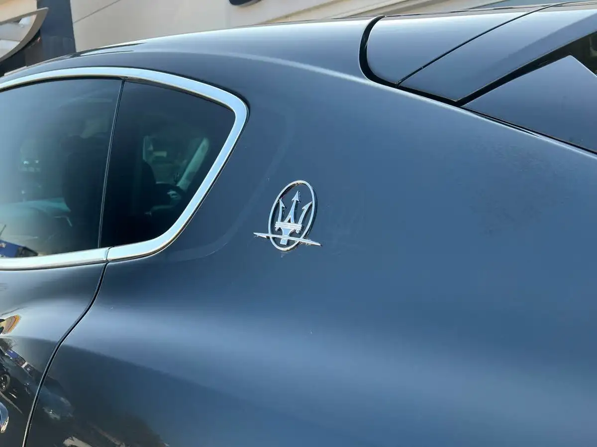 2017-maserati-levante-30td-awd-big-73