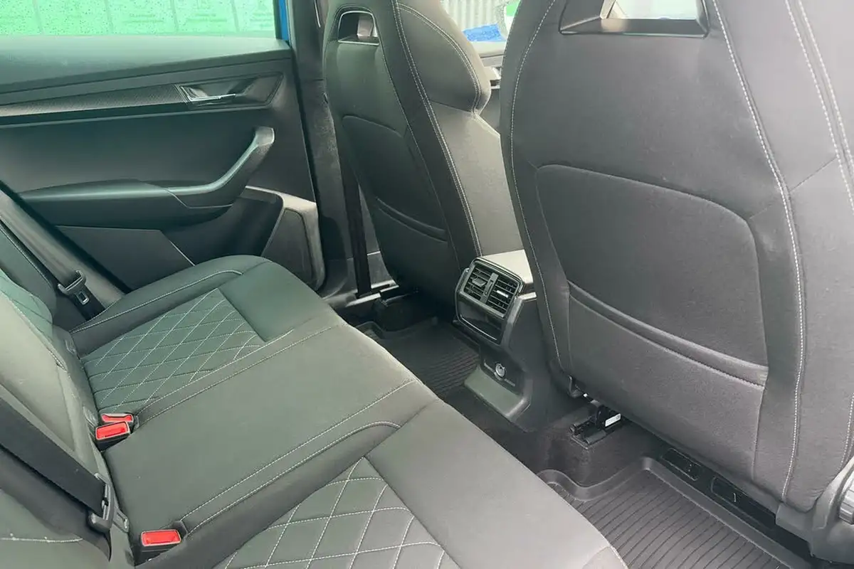 2022-skoda-karoq-15-tsi-sportline-dsg-big-9