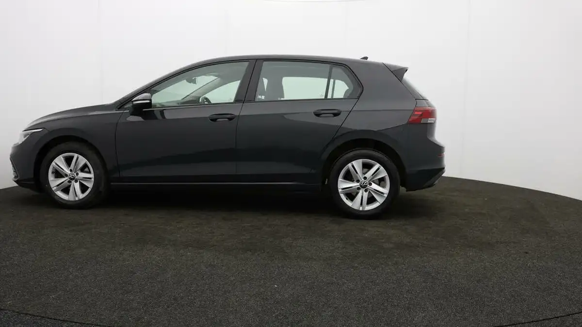 2022-volkswagen-golf-20tdi-life-hatchback-big-60