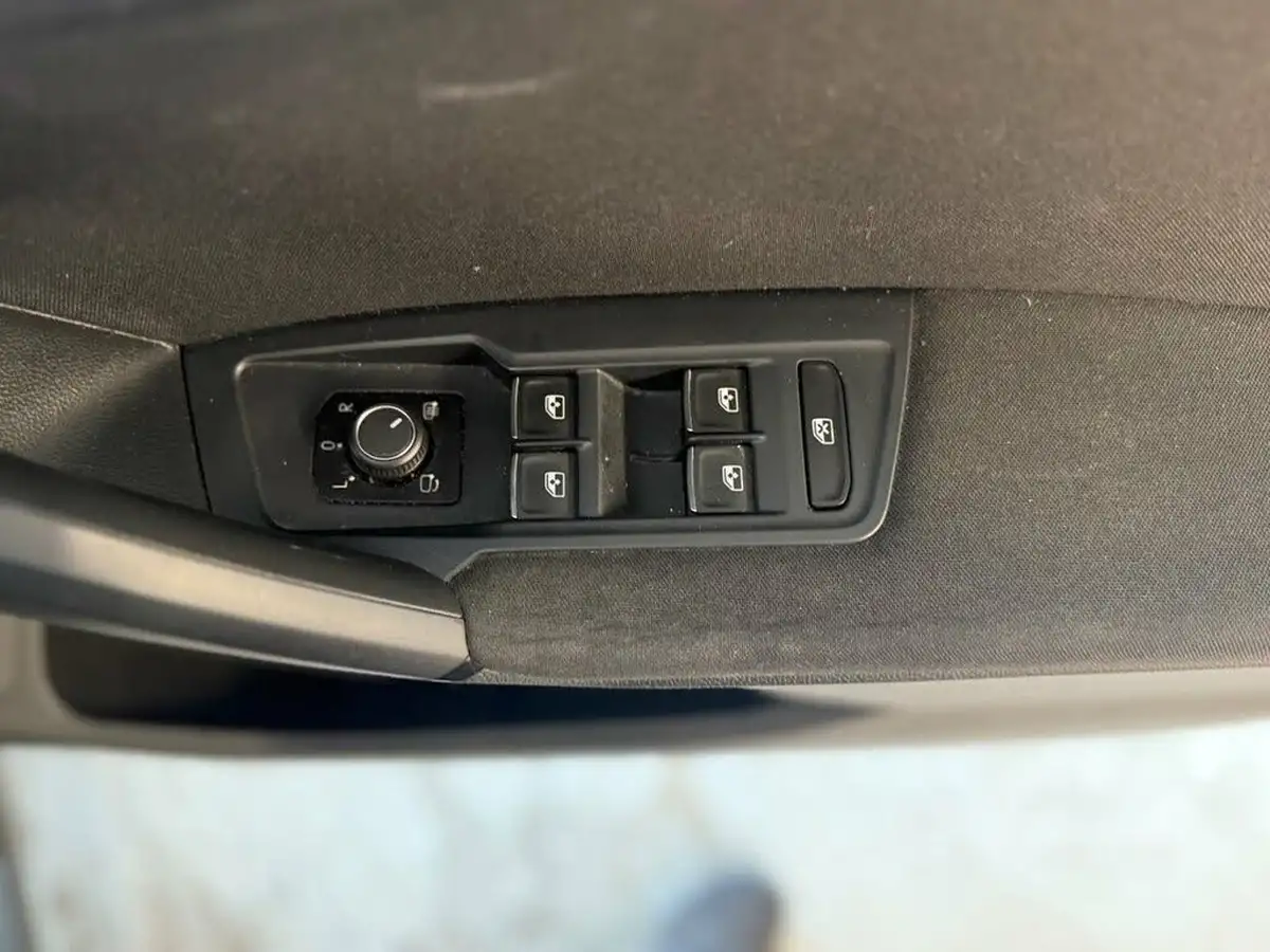 2018-volkswagen-tiguan-allspace-20tdi-se-nav-150ps-4motion-ss-dsg-big-26