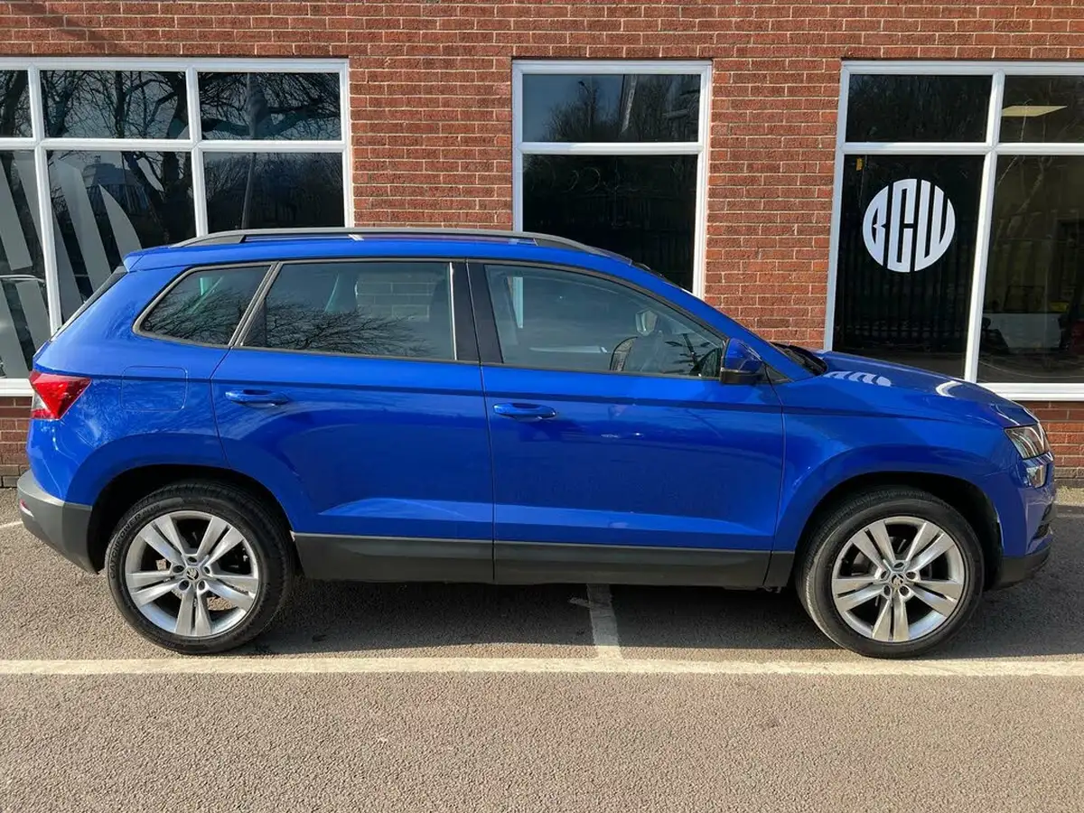2019-skoda-karoq-16tdi-se-technology-dsg-big-3