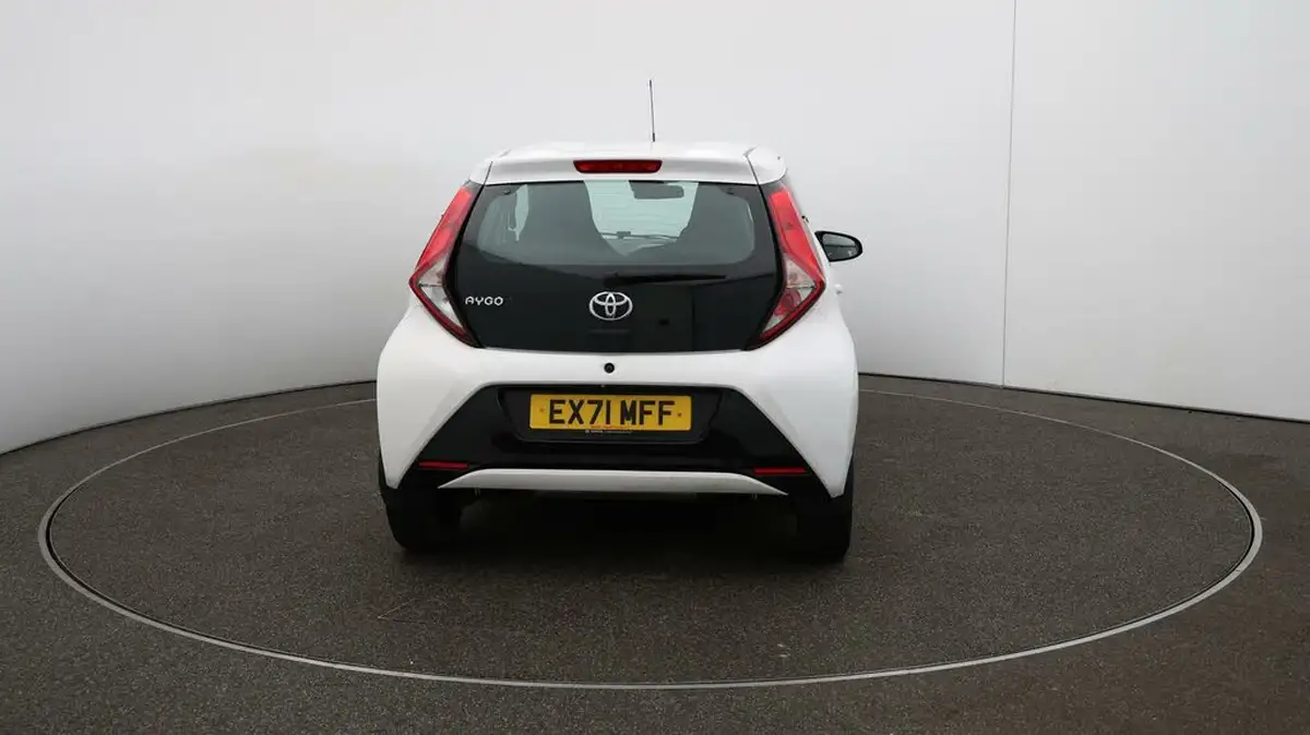 2021-toyota-aygo-10-vvt-i-x-play-tss-big-49