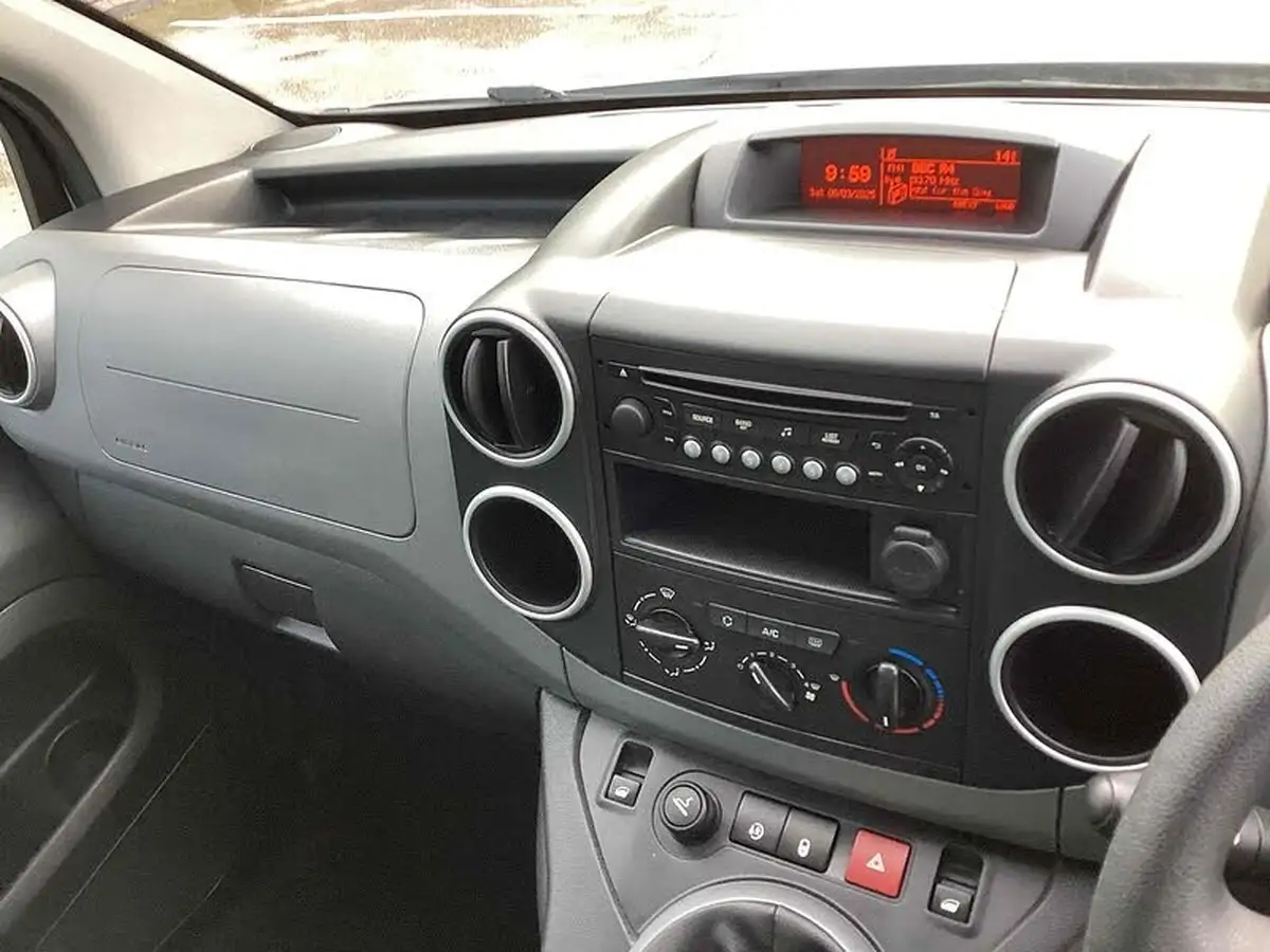 2018-citroen-berlingo-big-12