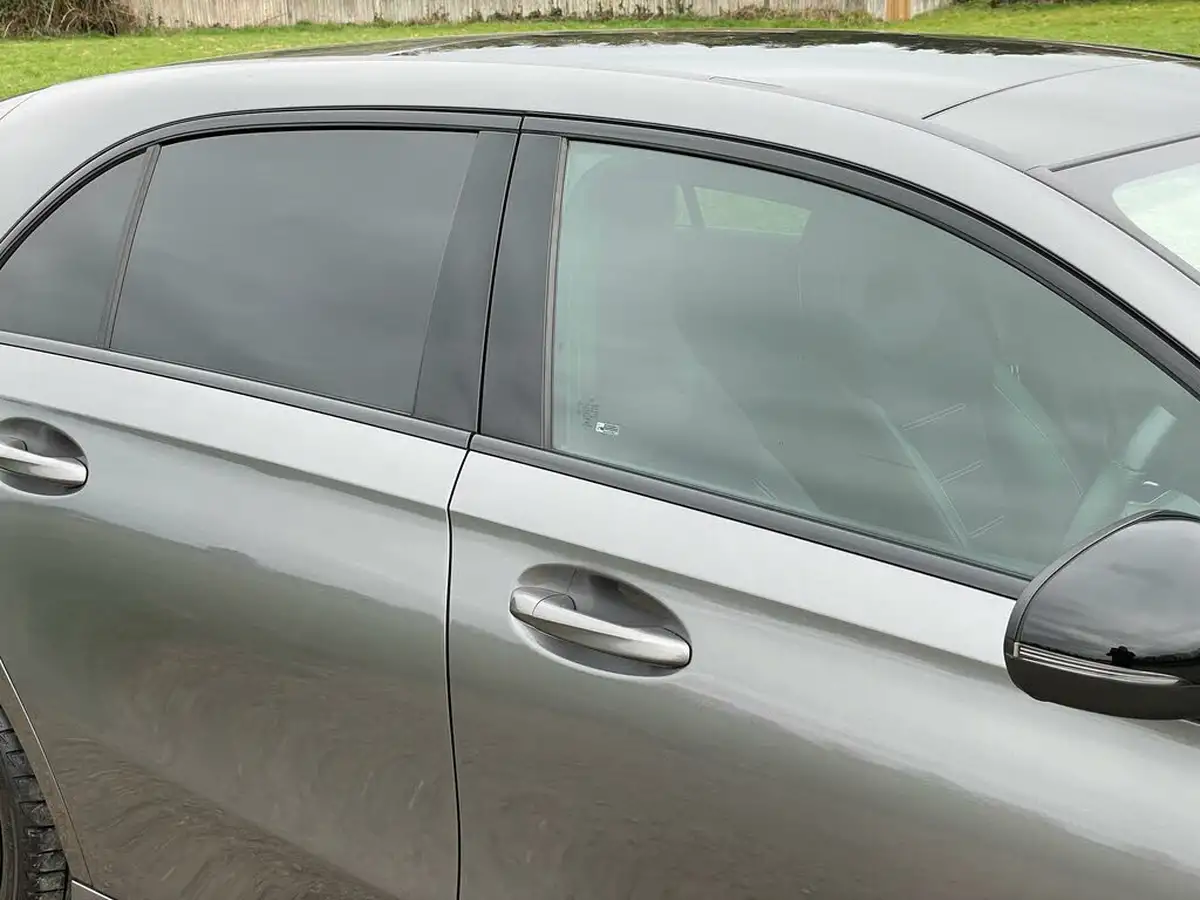 2021-mercedes-benz-a-class-20d-a200d-exclusive-edition-big-17