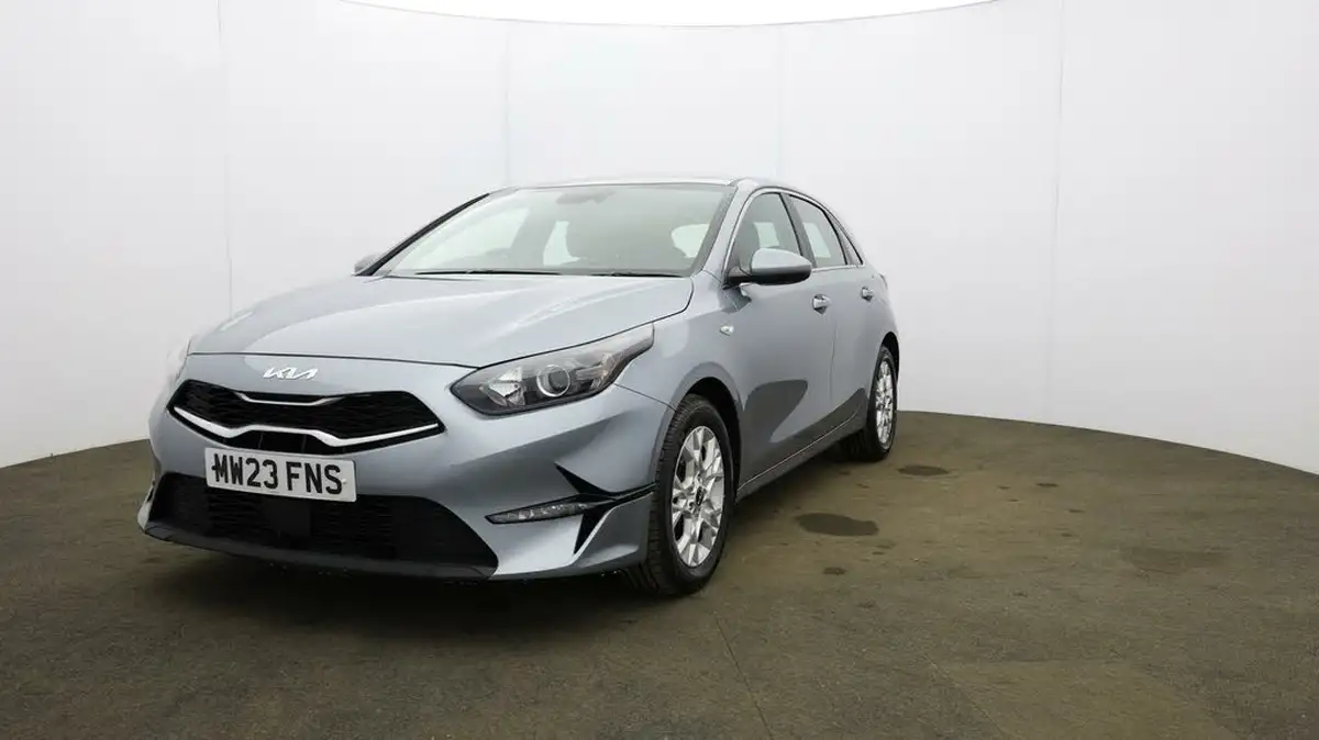 2023-kia-ceed-15-t-gdi-2-158bhp-non-adap-hatchback-big-16