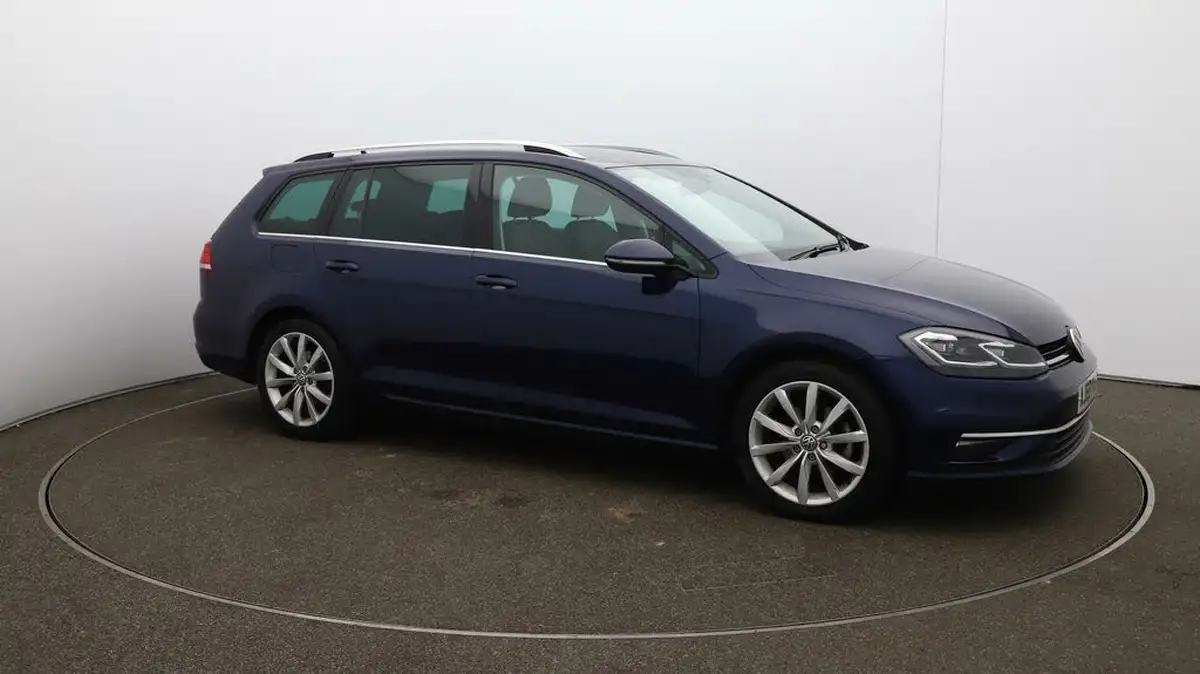 2020-volkswagen-golf-20tdi-gt-edition-estate-dsg-big-37