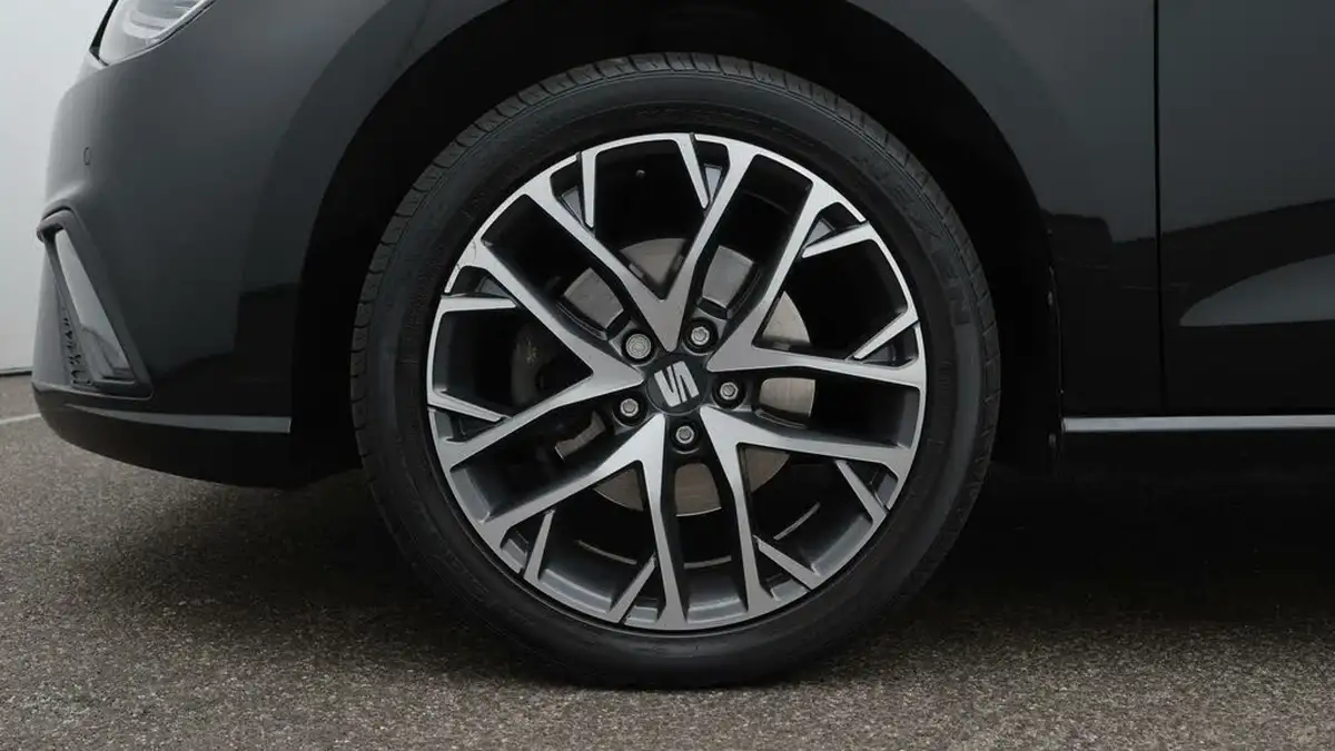 2023-seat-ibiza-10-tsi-xcellence-lux-110ps-big-18