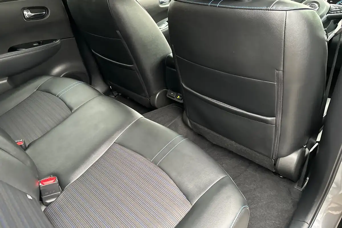 2021-nissan-leaf-e-e-n-connecta-big-22