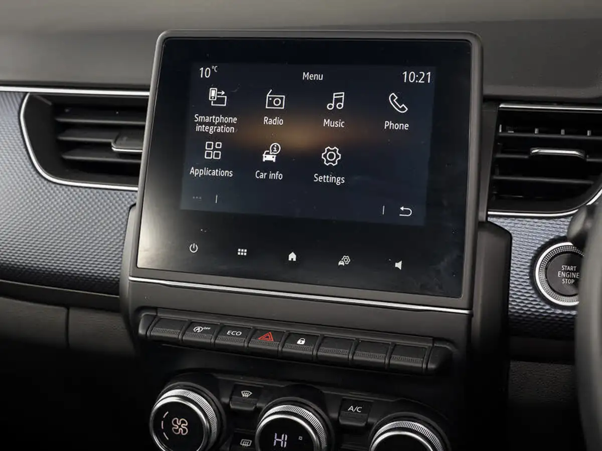 2021-renault-arkana-13-tce-iconic-big-11