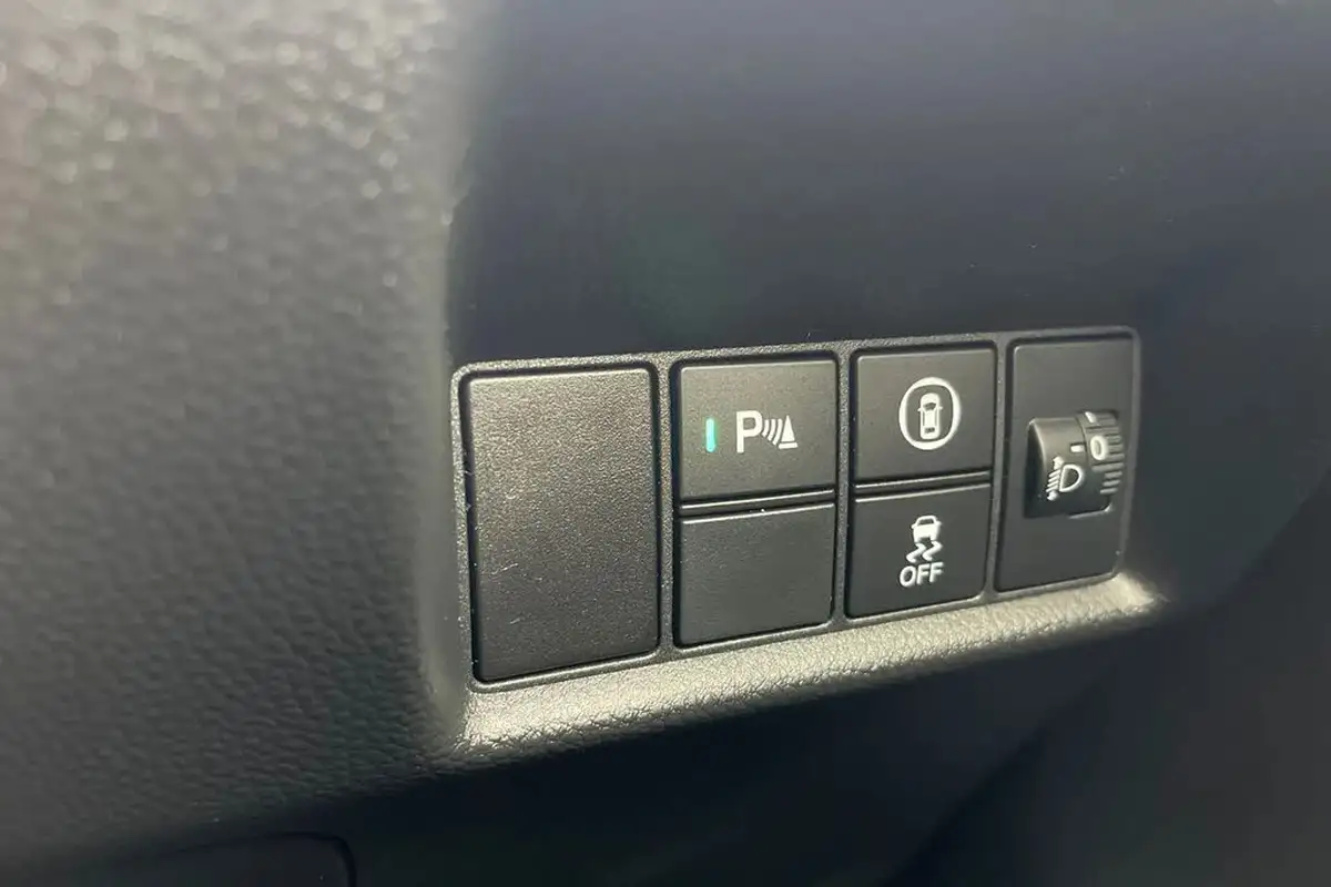 2022-honda-jazz-15-i-mmd-sr-109ps-big-25