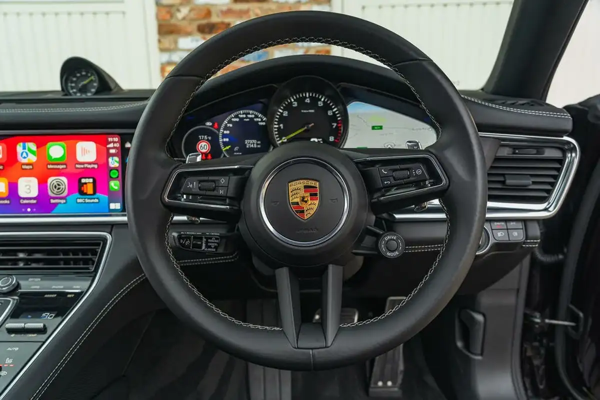2022-porsche-panamera-30-4-e-hybrid-platinum-edition-sport-turismo-big-44