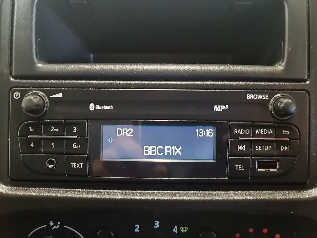 2021-renault-trafic-20dci-ll30-energy-120-business-panel-big-9