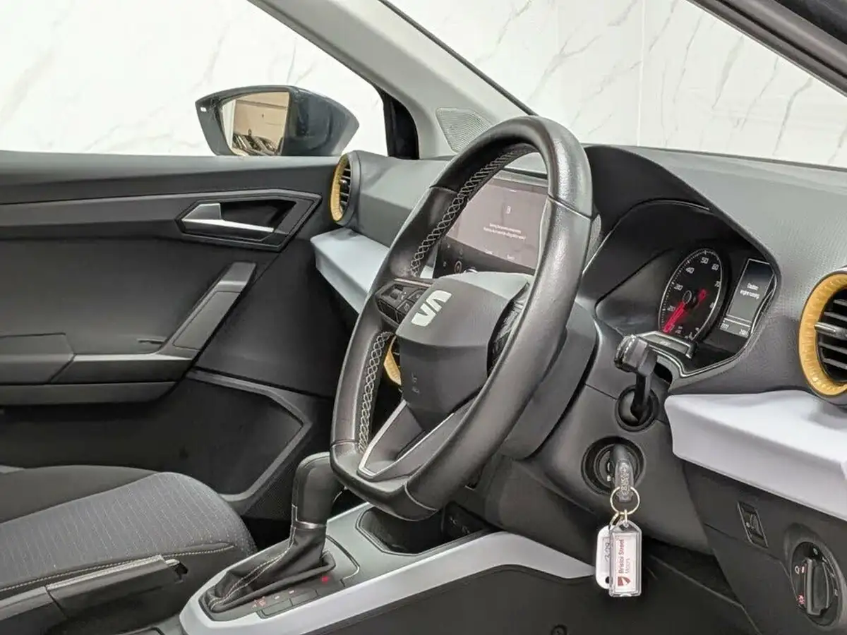 2022-seat-arona-10-tsi-se-technology-big-25
