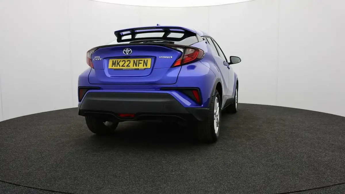 2022-toyota-c-hr-18-vvt-i-icon-big-75