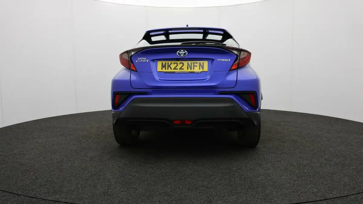 2022-toyota-c-hr-18-vvt-i-icon-big-5