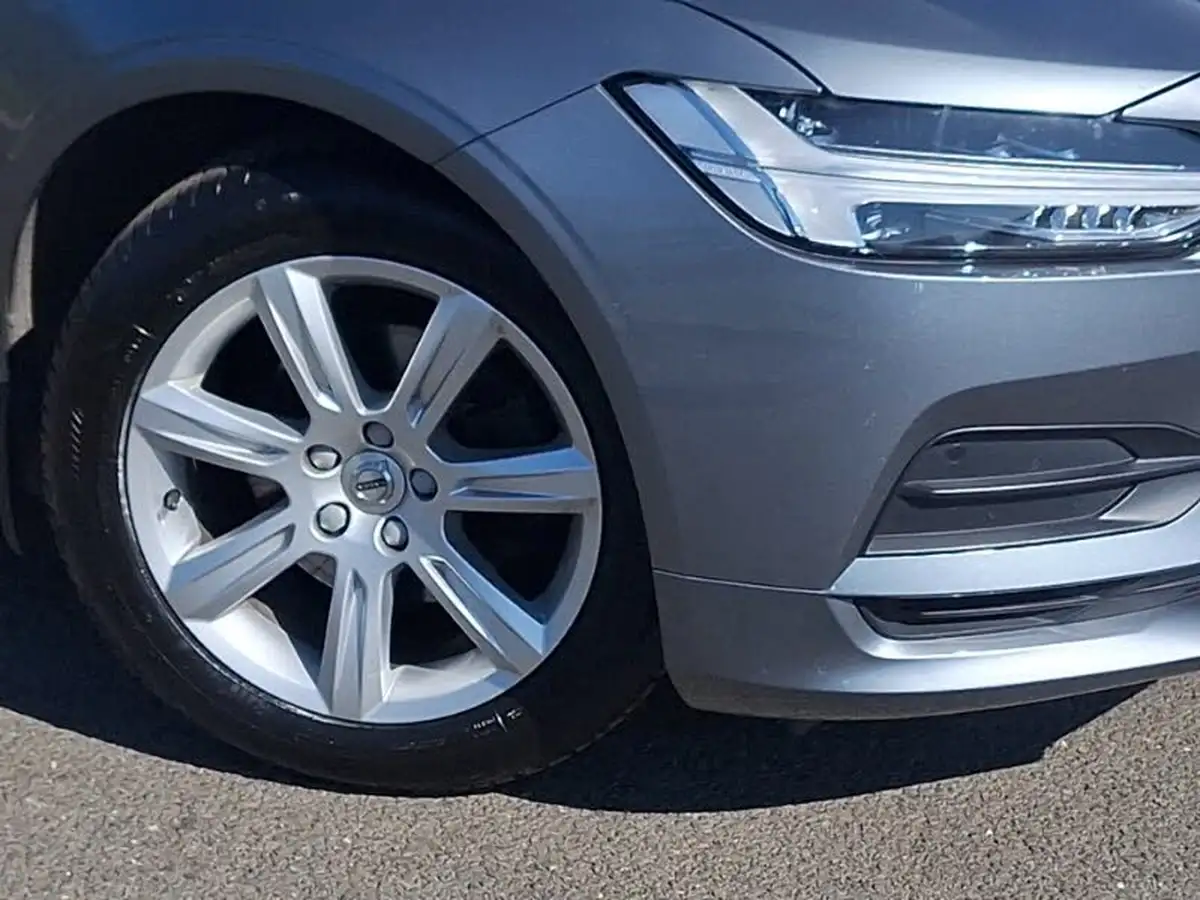 2018-volvo-v90-20td-d4-momentum-big-8