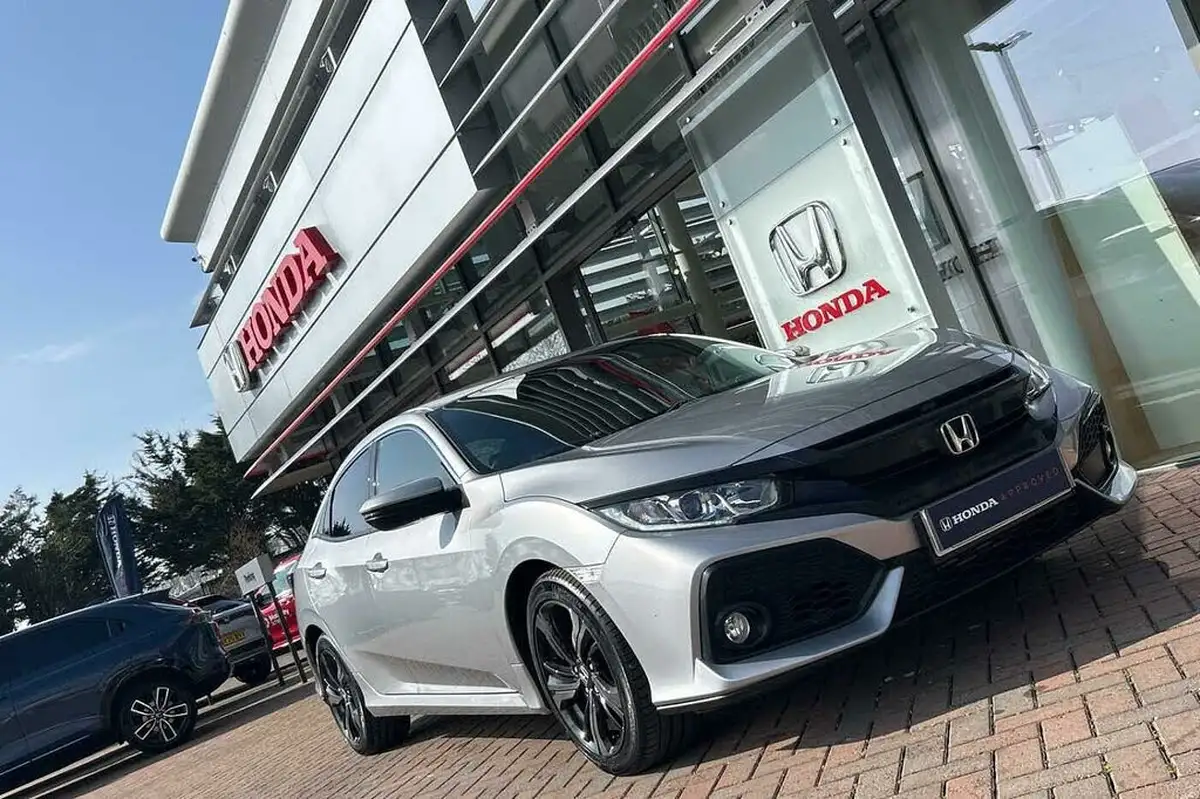 2020-honda-civic-10-vtec-turbo-sr-hatchback-5d-big-19