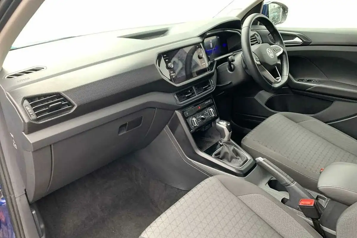 2022-volkswagen-t-cross-10-tsi-se-110ps-dsg-big-1