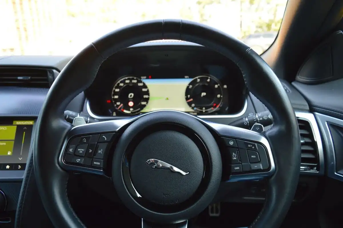 2021-jaguar-f-type-50-v8-p450-r-dynamic-awd-coupe-big-25
