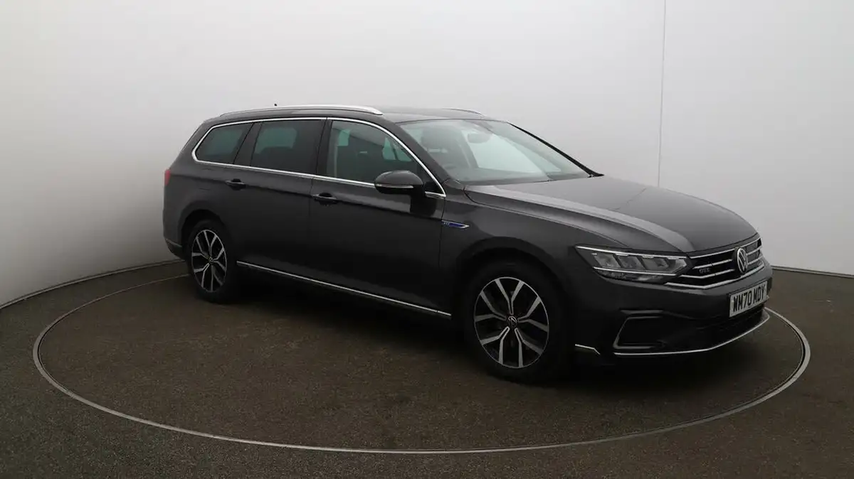 2021-volkswagen-passat-14-tsi-gte-estate-5d-big-1