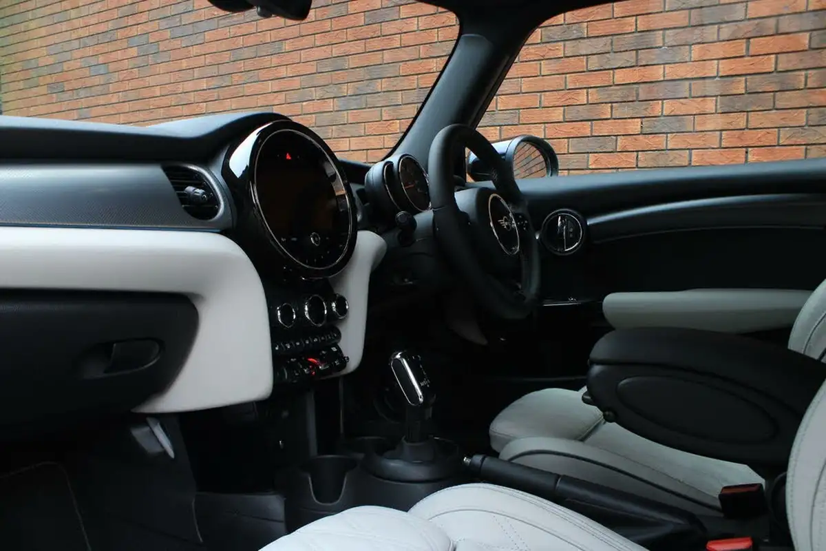 2022-mini-cooper-15-cooper-exclusive-hatchback-3d-auto-big-15