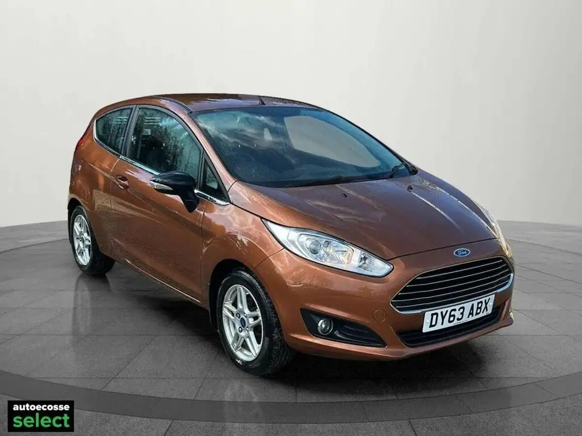 2013-ford-fiesta-10-zetec-100ps-ecoboost-ss-3d-big-0
