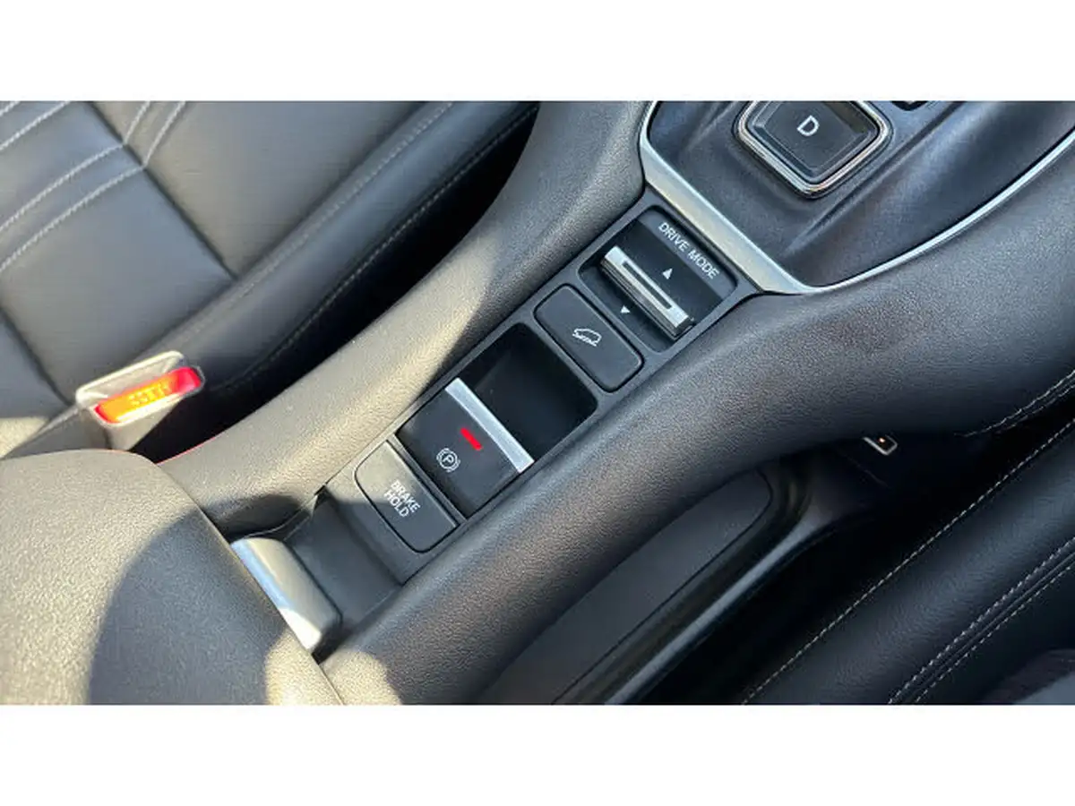 2023-honda-zr-v-20-i-mmd-advance-big-32